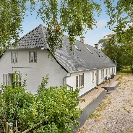 Prázdninový dům Beautiful In With Wifi And 4 Bedrooms Åbybro